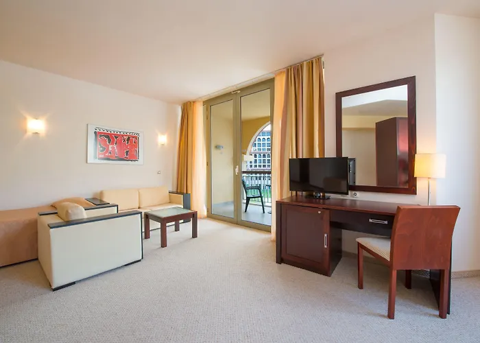 Курортный комплекс Melia Sunny Солнечный берег