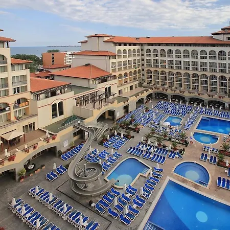 منتجع Melia Sunny ساني بيتش