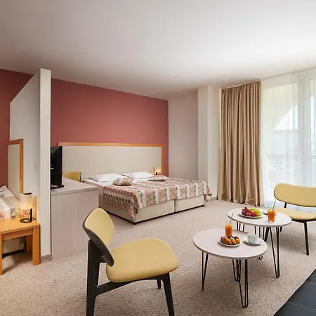 Melia Sunny 4*