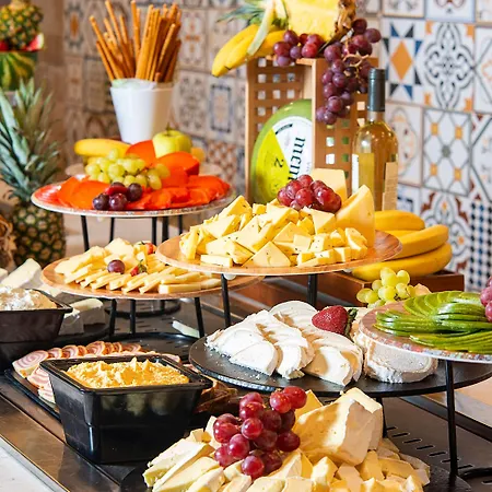 Melia Sunny 4* ساني بيتش