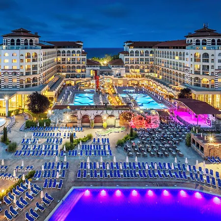 Rezort Melia Sunny 4*