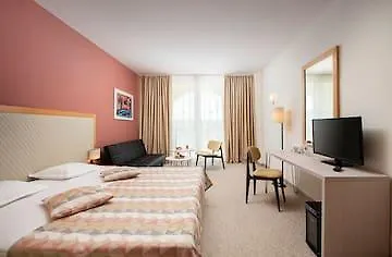 Üdülőközpont Melia Sunny Napospart