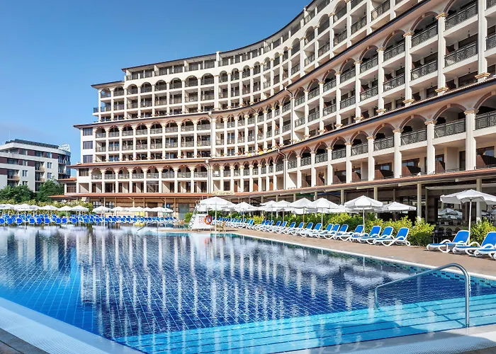 Üdülőközpont Melia Sunny 4*